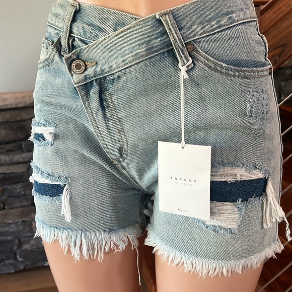 KANCAN crossover button , high rise jean shorts - Picture 4 of 8